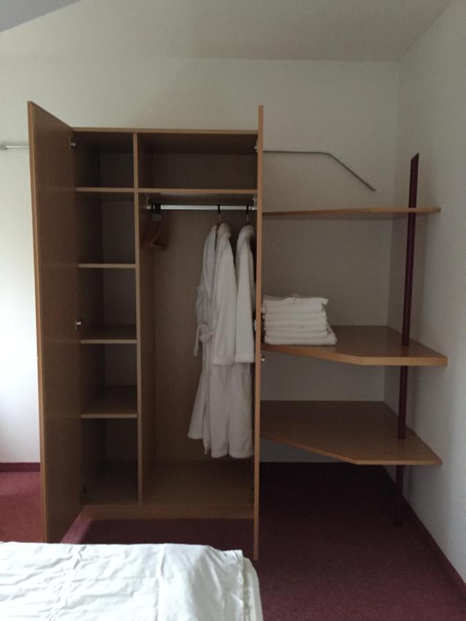 Familien Chalet Mit Direktem Bademantelgang Zur Therme 路茨曼贝格 外观 照片