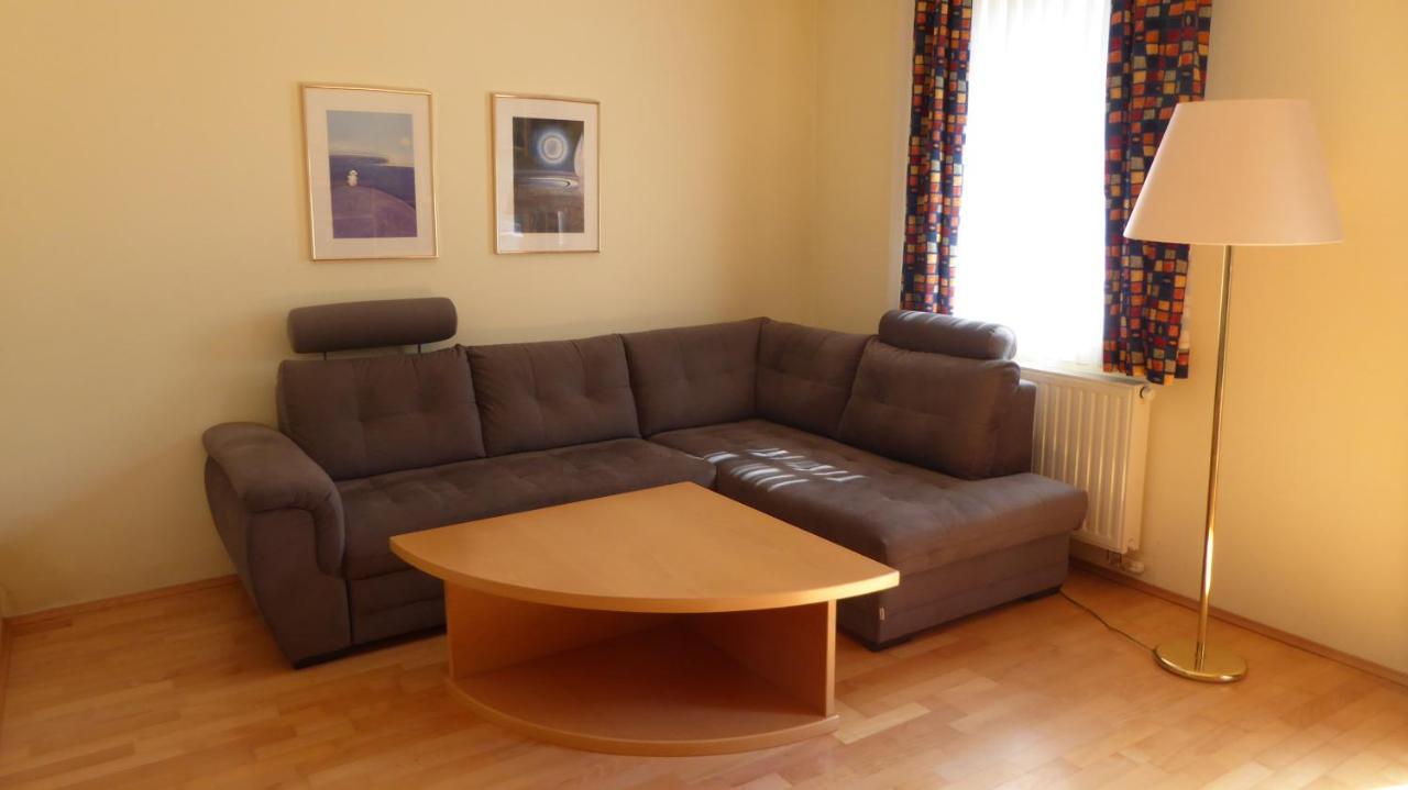 Familien Chalet Mit Direktem Bademantelgang Zur Therme 路茨曼贝格 外观 照片